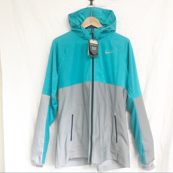 Nike Shield 3M Reflective Running  Jacket - Picture 3 of 6